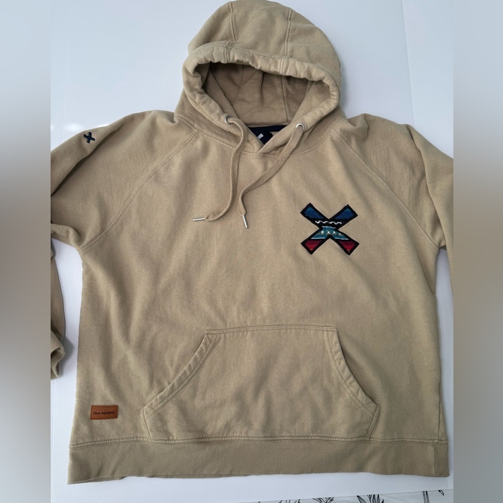 Blue Banana Tan Logo Sweatshirt Size Large